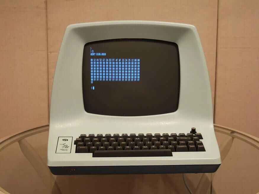コモドールハード　【ジャンク】モニター 1960 monitor History with a Local AV Company: Computer Monitors